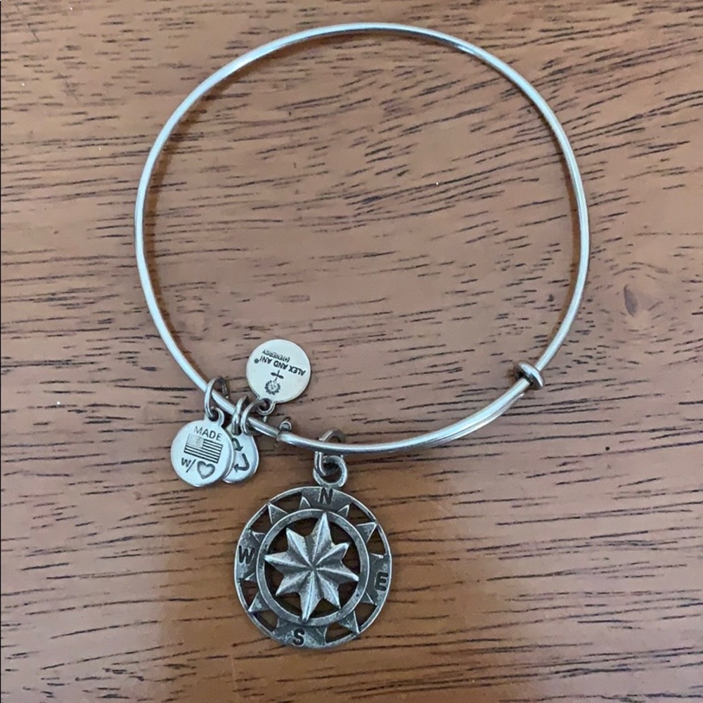 Alex n Ani